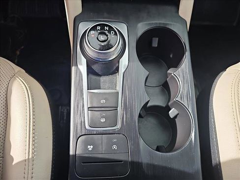 Used 2022 Ford Escape SEL w/ Technology Package image 24