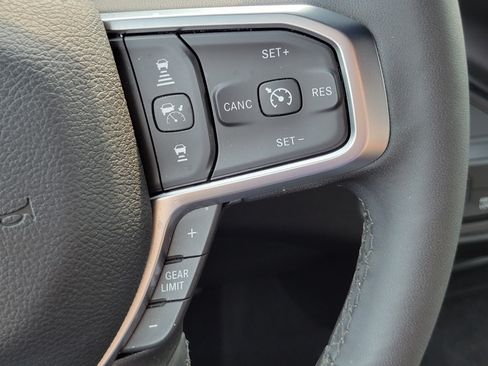 Used 2026 RAM 2500 Big Horn AWD/4WD image 12