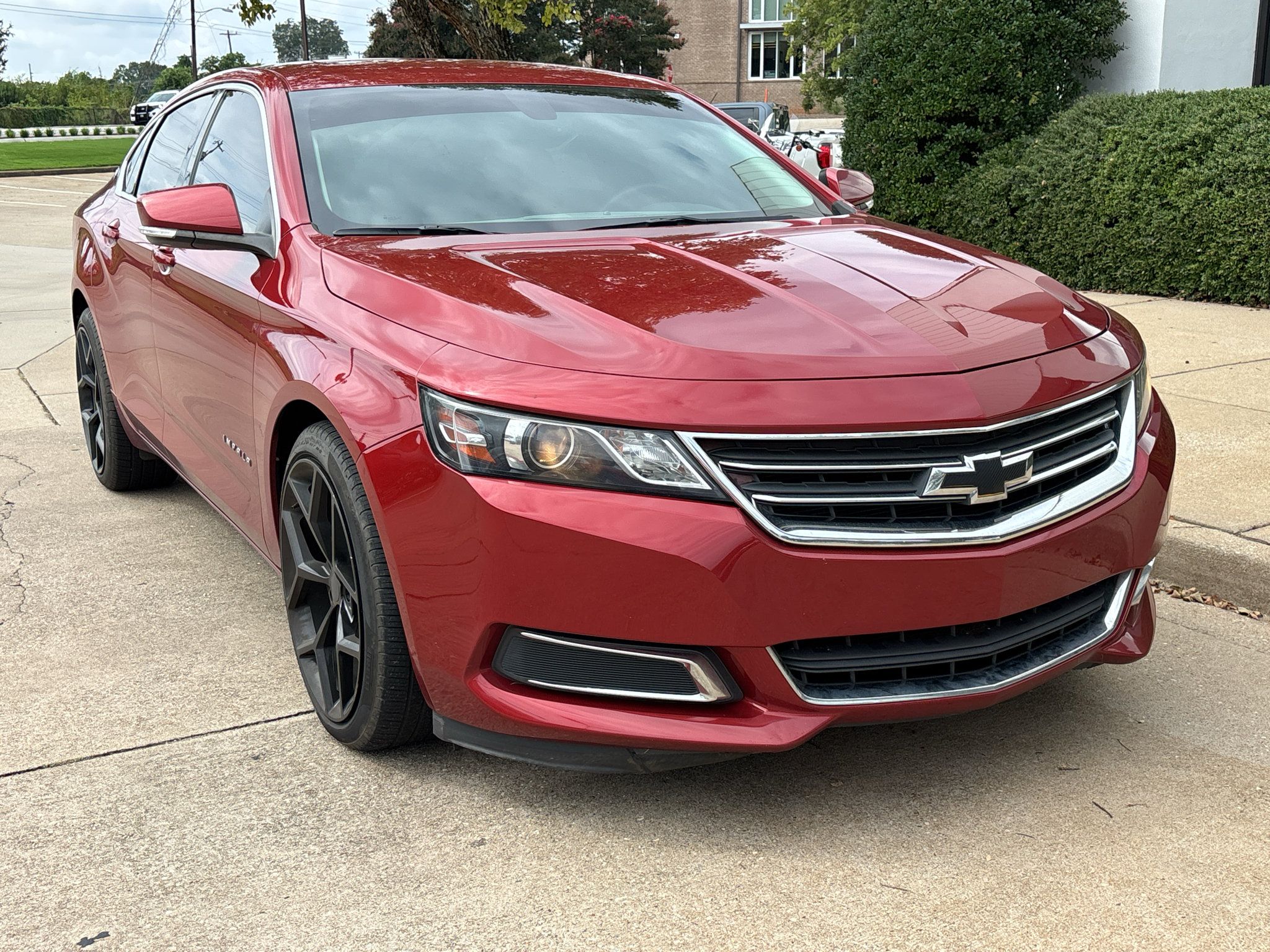 Used 2015 Chevrolet Impala LT w/ Convenience Package FWD image 1
