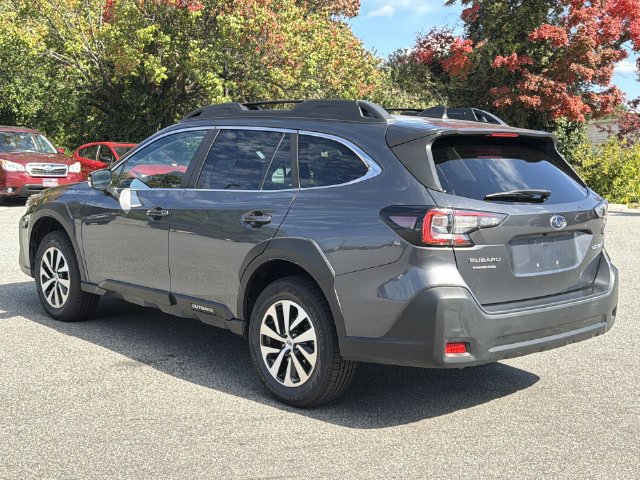 Certified 2023 Subaru Outback Premium AWD/4WD image 11
