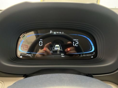 New 2026 Hyundai Venue SEL FWD image 23