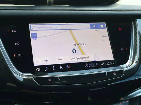 Certified 2024 Cadillac XT6 Sport w/ Technology Package image 34