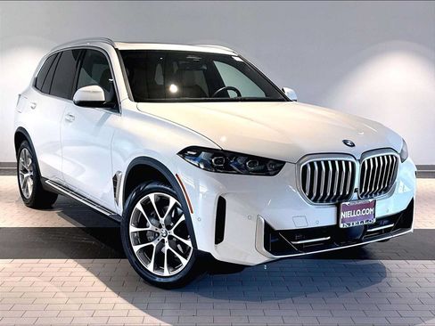 Used 2026 BMW X5 xDrive40i AWD/4WD image 12