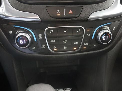 Used 2023 Chevrolet Equinox Premier AWD/4WD image 16