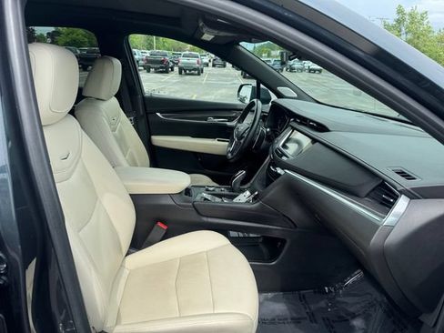 Certified 2020 Cadillac XT5 Sportv AWD/4WD image 17