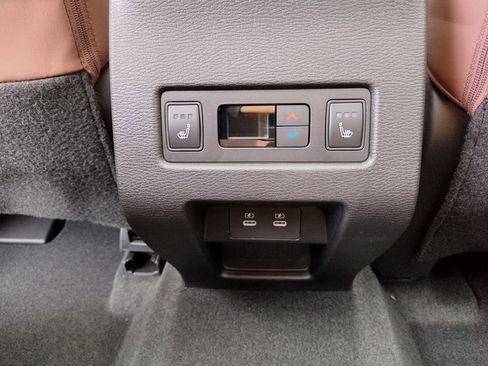 New 2026 Mitsubishi Outlander SEL image 26