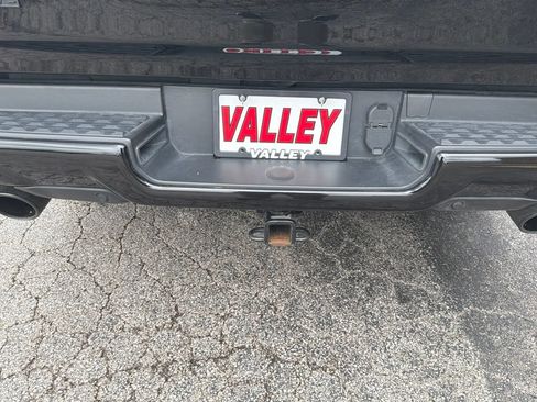 Used 2024 RAM 1500 Laramie AWD/4WD image 37