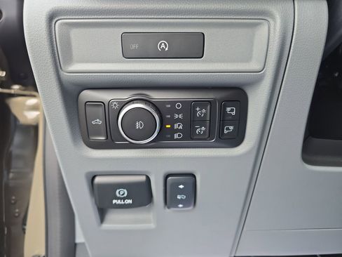 New 2025 Ford F150 Lariat w/ Equipment Group 501A Mid image 22