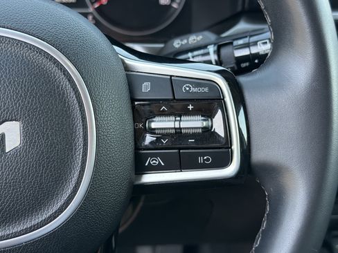 Used 2023 Kia Sorento S w/ Panoramic Sunroof Package FWD image 25