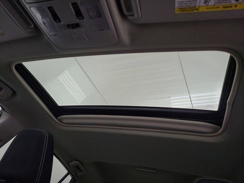 Used 2018 Toyota RAV4 XLE image 21