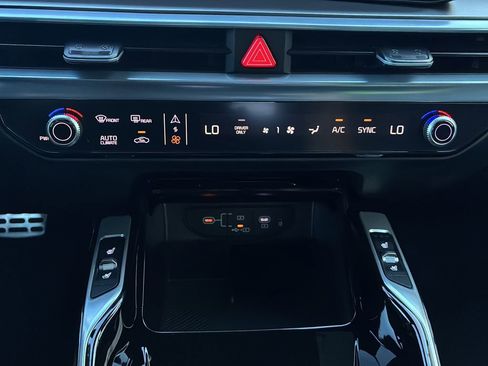 New 2026 Kia Sorento SX Prestige AWD/4WD image 22
