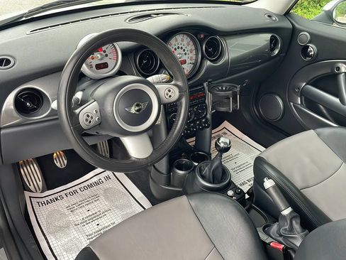 Used 2006 MINI Cooper S FWD image 9
