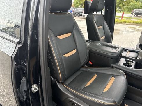 Used 2021 GMC Yukon AT4 w/ AT4 Premium Plus Package AWD/4WD image 29