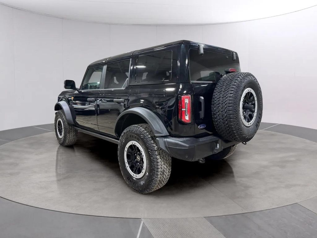 Used 2025 Ford Bronco Badlands AWD/4WD image 5