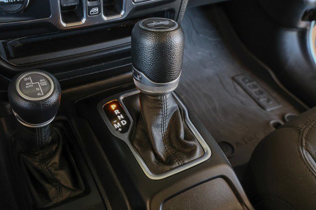 Used 2023 Jeep Wrangler Unlimited w/ 8.4" Radio Group AWD/4WD image 21