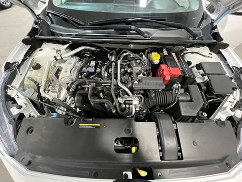 Used 2024 Nissan Sentra SV FWD image 27