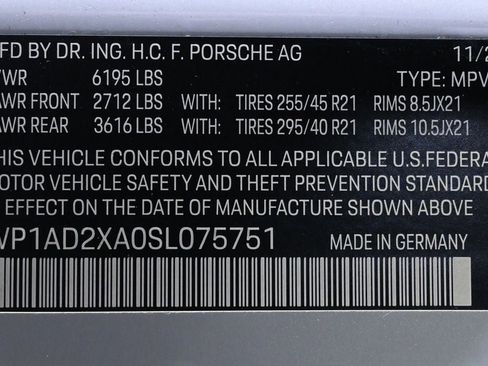 Used 2025 Porsche Macan Electric RWD image 27