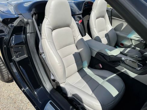 Used 2009 Chevrolet Corvette Convertible w/ Preferred Equipment Group image 22