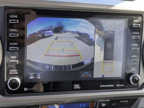 Used 2022 Toyota Tacoma Limited image 17