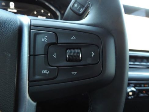 Used 2025 GMC Sierra 2500 SLT w/ SLT Convenience Package image 35