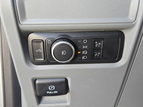 Certified 2023 Ford F150 XLT image 28