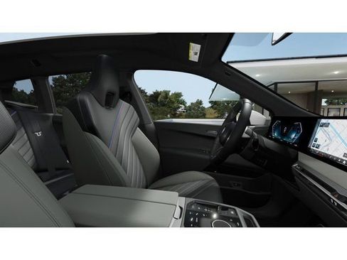 New 2026 BMW iX xDrive60 w/ M Sport Package image 9