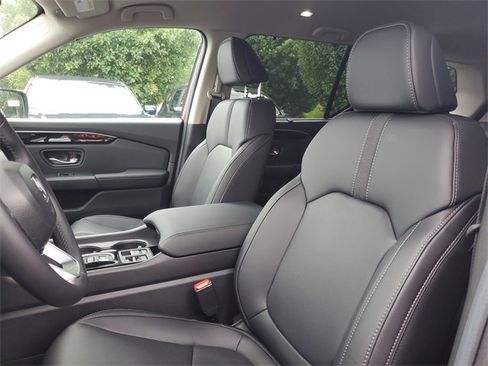 New 2025 Honda Pilot EX-L image 14