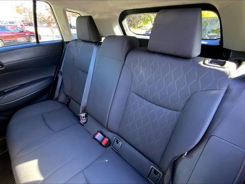 Used 2023 Toyota Corolla Cross LE image 25