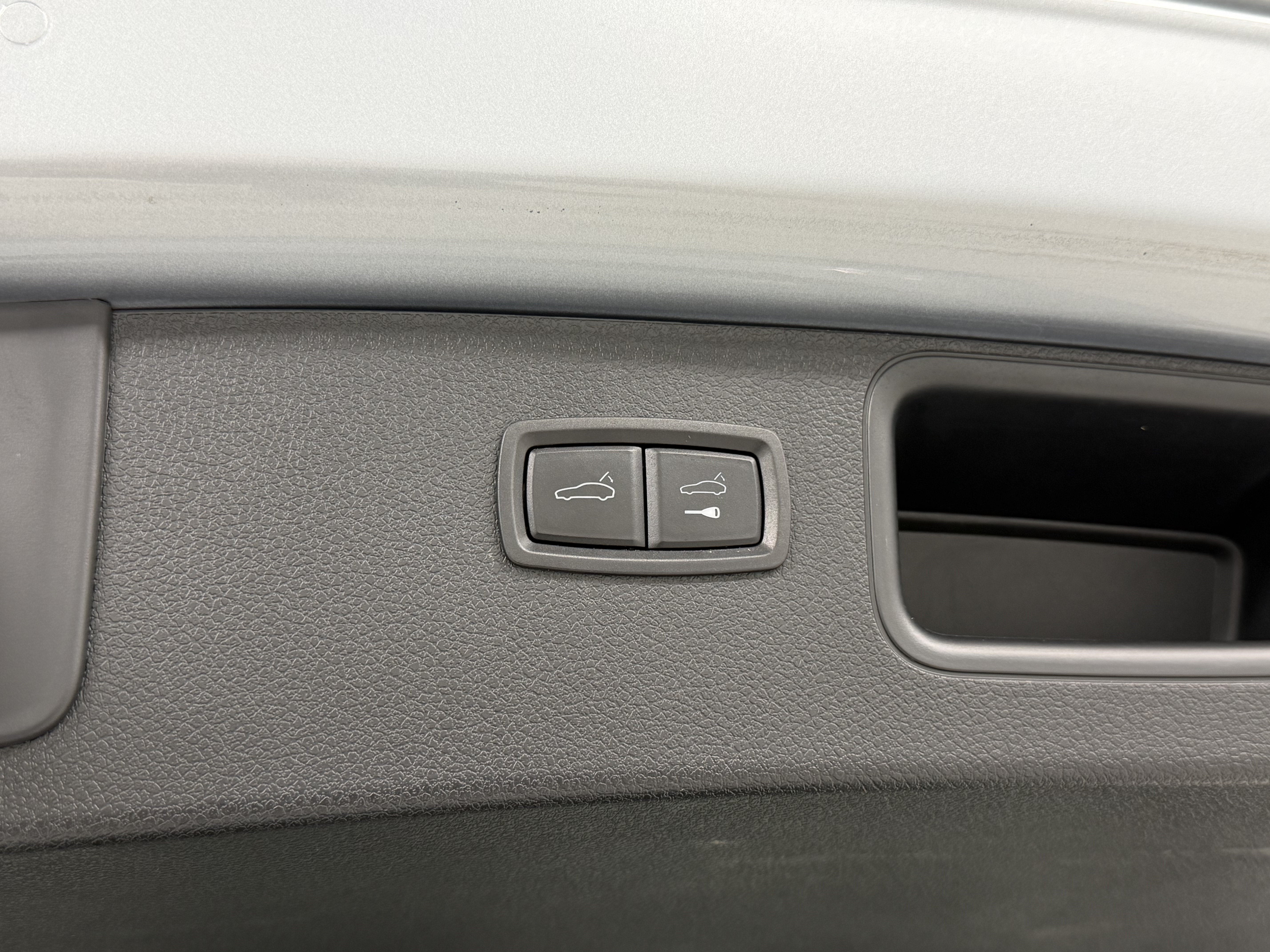 Used 2022 Porsche Macan AWD/4WD image 58