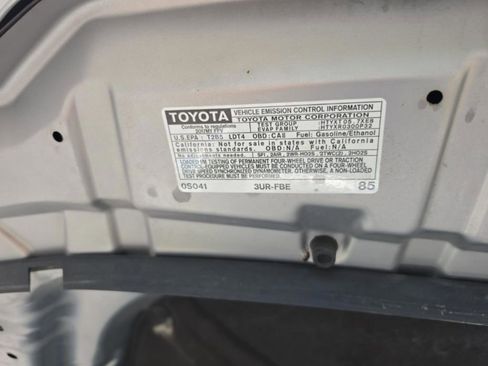 Used 2017 Toyota Tundra SR5 w/ SR5 Upgrade Package AWD/4WD image 32