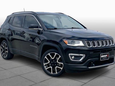 Used 2018 Jeep Compass Limited w/ Navigation Group image 3