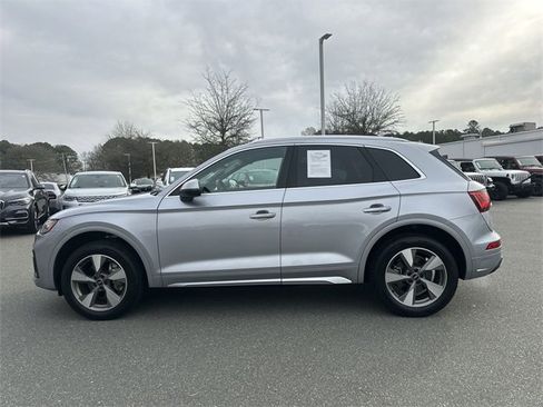 Used 2022 Audi Q5 2.0T Premium Plus w/ Premium Plus Package image 2