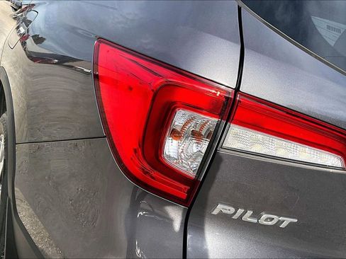 Used 2019 Honda Pilot EX image 23