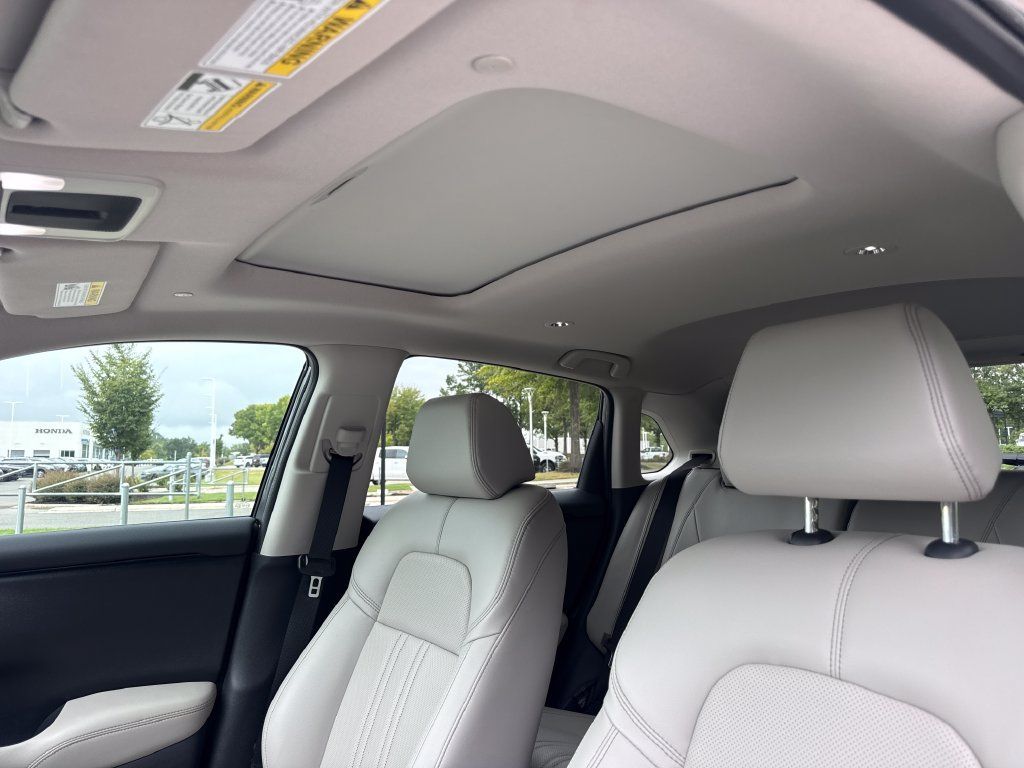 Used 2024 Honda HR-V EX-L image 31