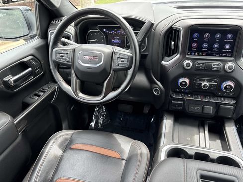 Certified 2022 GMC Sierra 1500 AT4 w/ AT4 Premium Package AWD/4WD image 29