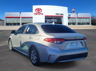 Used 2021 Toyota Corolla LE video 3