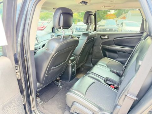 Used 2015 Dodge Journey Crossroad w/ Flexible Seating Group FWD image 14