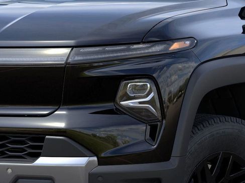 New 2026 Chevrolet Silverado EV LT image 11