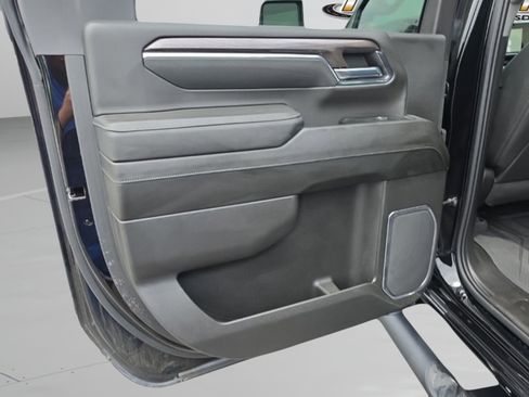 Used 2024 Chevrolet Silverado 2500 LTZ w/ LTZ Plus Package AWD/4WD image 21