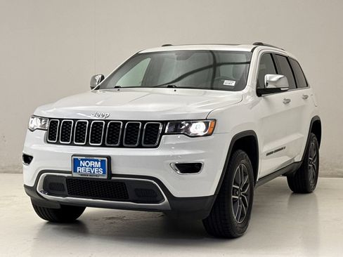 Used 2022 Jeep Grand Cherokee Limited AWD/4WD image 2