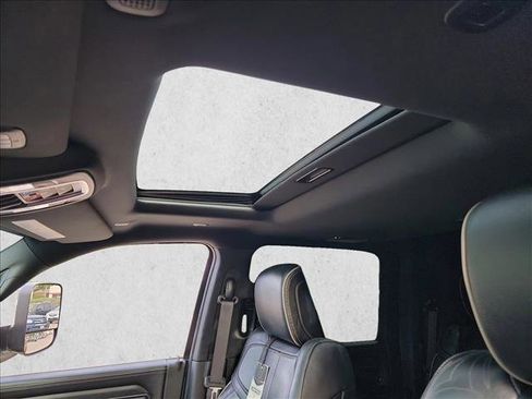 Used 2022 RAM 2500 Limited image 21