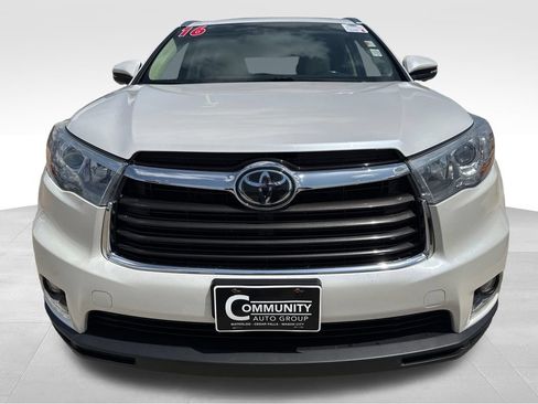 Used 2016 Toyota Highlander Limited Platinum AWD/4WD image 8
