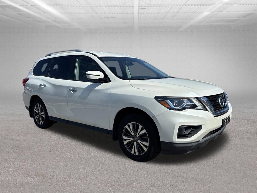 Used 2018 Nissan Pathfinder SL AWD/4WD image 2