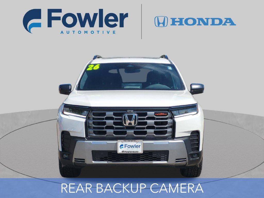 Certified 2026 Honda Pilot TrailSport image 3