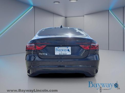 Used 2024 Jaguar XF R-Dynamic SE AWD/4WD image 6