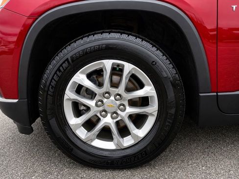 Used 2019 Chevrolet Traverse LT FWD image 60