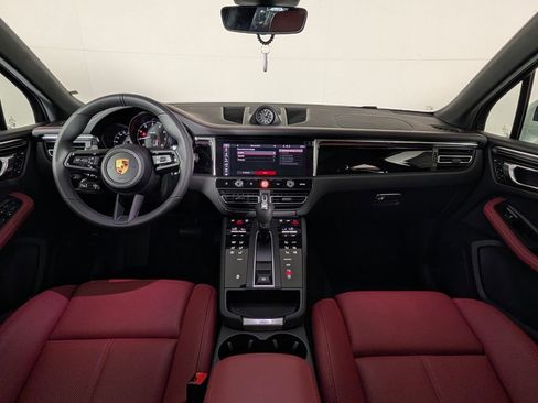 New 2026 Porsche Macan AWD/4WD image 20