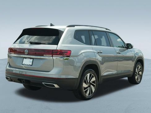 Used 2025 Volkswagen Atlas SE FWD image 9