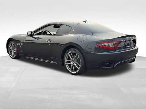 Used 2015 Maserati GranTurismo Sport RWD image 4
