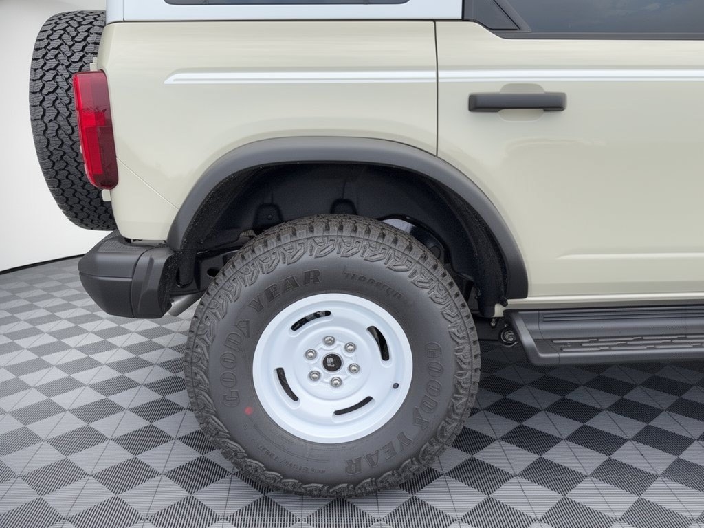 New 2026 Ford Bronco Heritage Edition AWD/4WD image 13